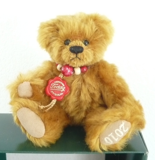Annual bear 2010 (Made by Hermann-Teddy Original)