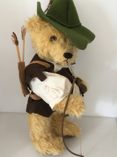 Teddybär „ROBIN HOOD“