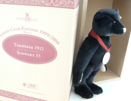 Teddy bear 1912, black 35, replica