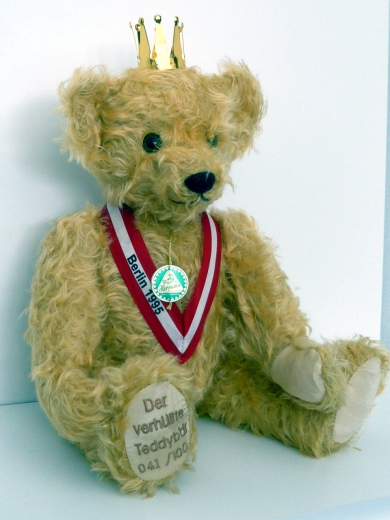 Der verhüllte Teddybär, Berlin 1995