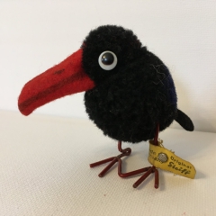 Miniature Raven made of wool by Steiff