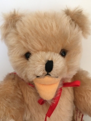 Teddy from the „Mohair Collection; by Grisly