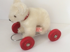 Teddy Bear on wheels by Hermann-Teddy Original