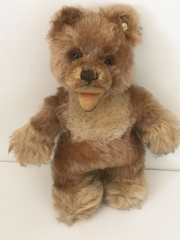 Antique bear “Lully by Steiff