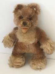 Antique bear “Lully by Steiff