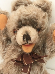 Antique teddy (24 cm)