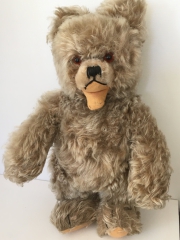 Antique bear (38 cm) B