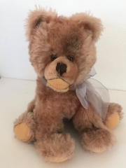 Antique sitting bear (21cm)