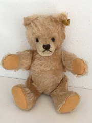 Antique bear by Steiff (24cm)