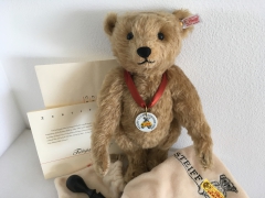 Steiff Club Edition 2002  „Bear 28 PB; white, EAN 420290